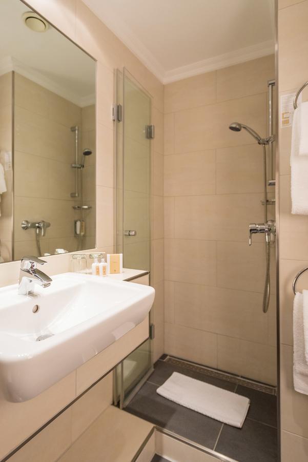 Hotel Heinz Höhr-Grenzhausen Екстериор снимка